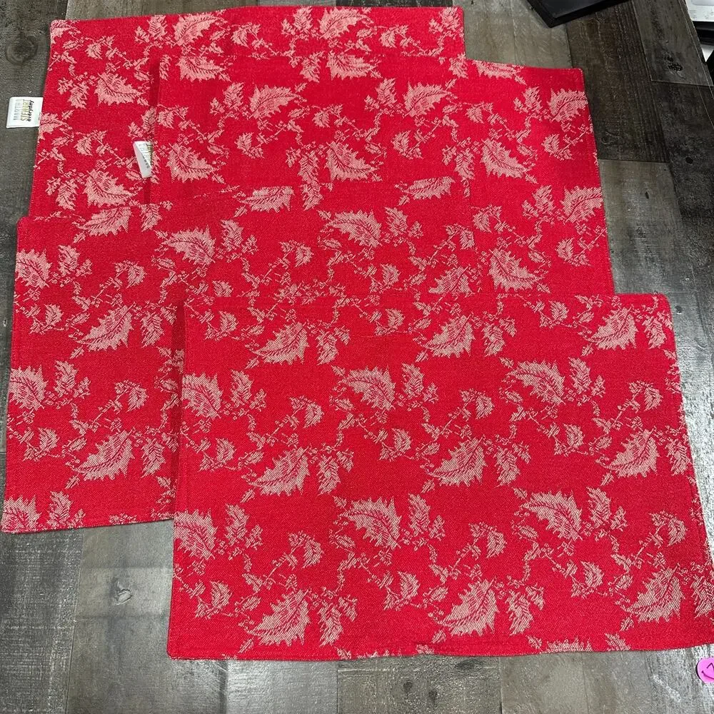 Placemats, Martha Stewart Red Floral Pattern CHristmas, 19